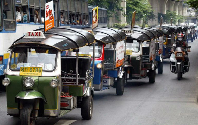 Tuk Tuk hkg2003111222399